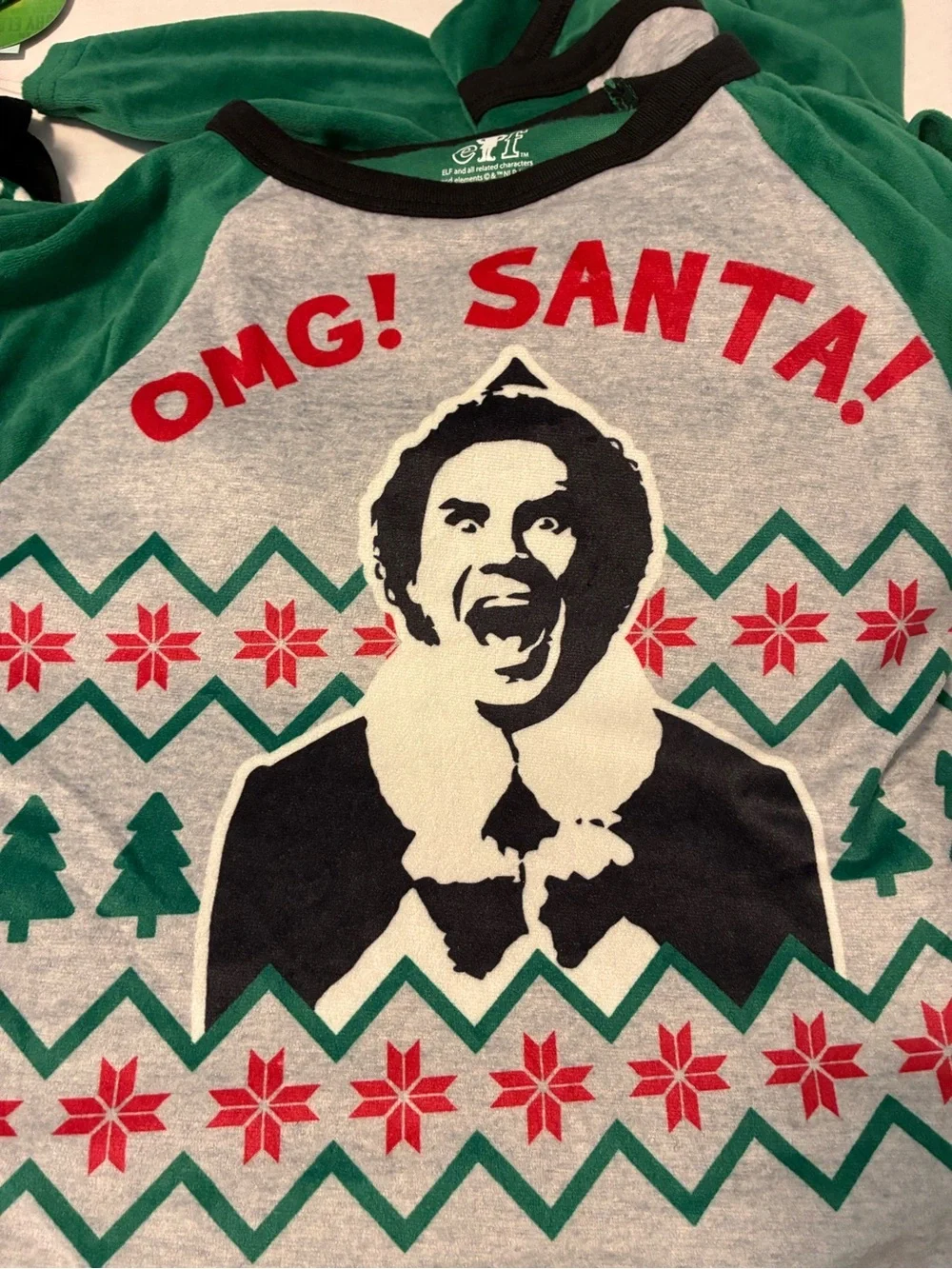 NWT ELF OMG IT’S SANTA! 3pc Fleece Pajama Set socks Boy’s size Medium 8
